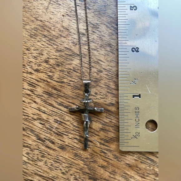 Rustic  sterling silver finished with a black patina crucifix cross necklace - Picture 8 of 9